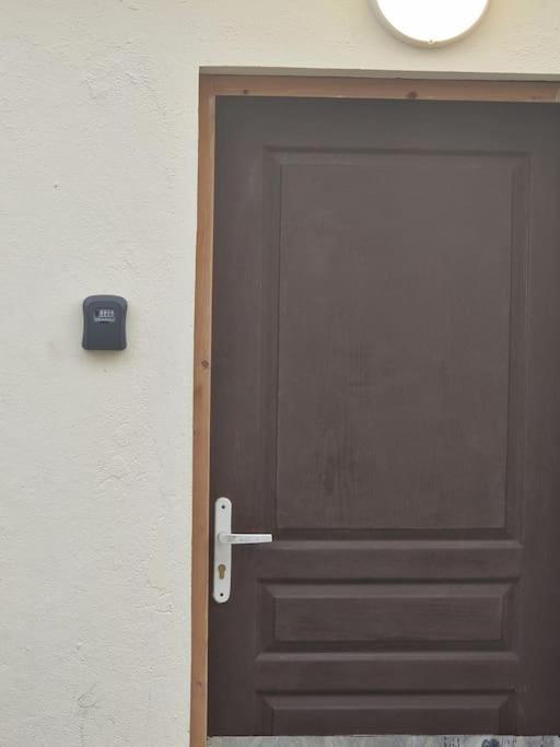 Appartement En Residence Gagny Exterior foto